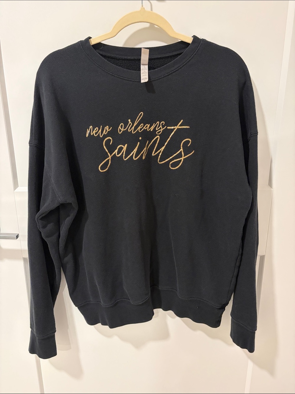Sparkly “New Orleans Saints” Crewneck Sweatshirt